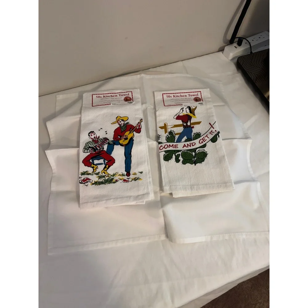 Red and White Kitchen Co 50s Kitchen Towel Set Cowboy Sing Come and Get It